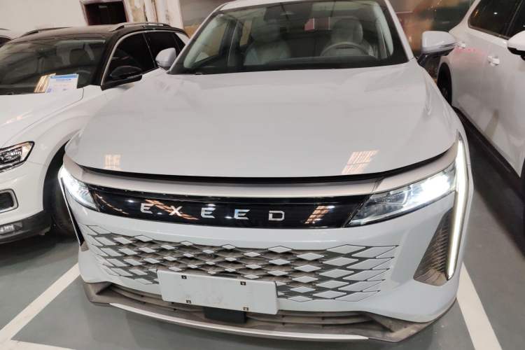 Used EXEED Stellar C-DM 2024 1.5T Long-Range Pro
