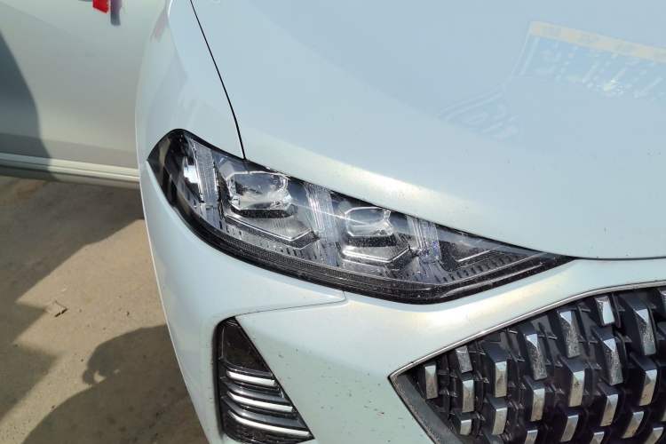 Used Wey Mocha 2021 2.0T Two-Wheel-Drive Premium Edition
