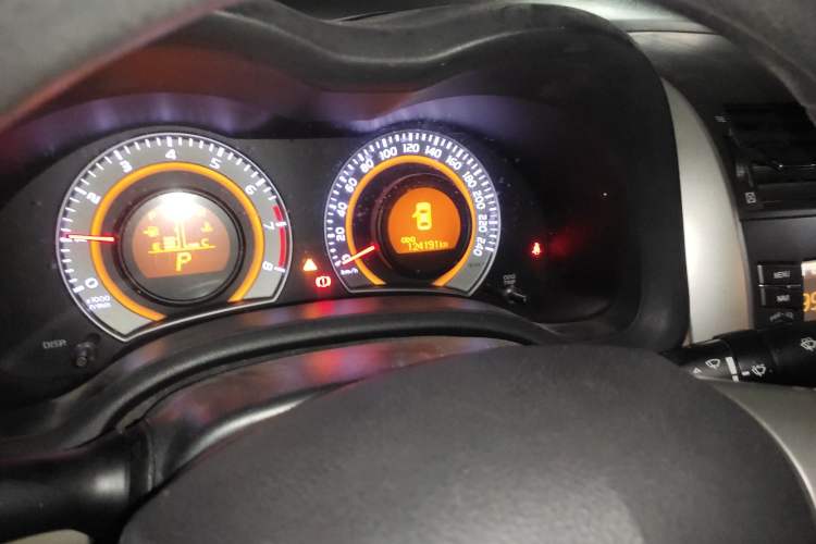 Used Toyota Corolla 2013 Special Edition 1.8L CVT ZhiKu GL-i Instrument Cluster