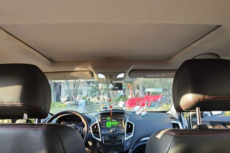 Used Dongfeng Aeolus AX7 2016 2.0L Automatic Zhiyi Trim
