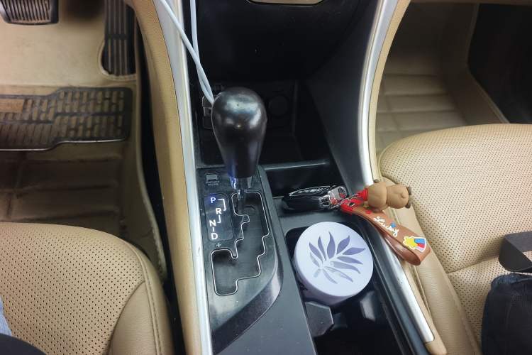 Used Hyundai Sonata 2011 2.0L Automatic Luxury Edition