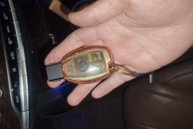 Used Mercedes-Benz S-Class 2014 S 320 L Business Model