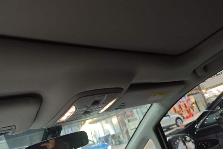 Used GAC Trumpchi M6 2019 270T DCT Luxury Edition (7-seater) China VI
