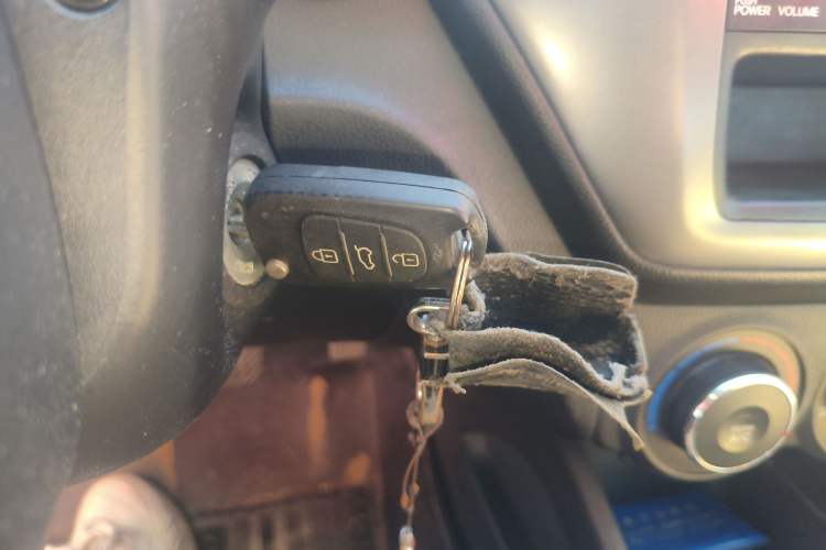 Used Kia K2 2012 Sedan 1.4L MT GL Commemorative Edition