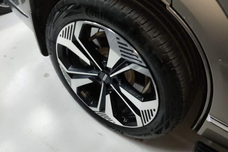 Used Wey Lanshan 2023 Four-Wheel Drive Ultra-Long Range Version

