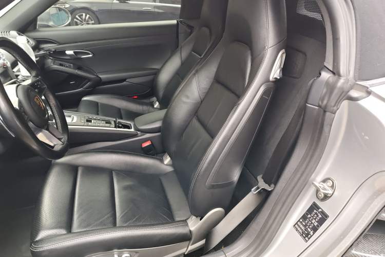 Used Porsche 718 2018 Boxster 2.0T Left Rear Seat