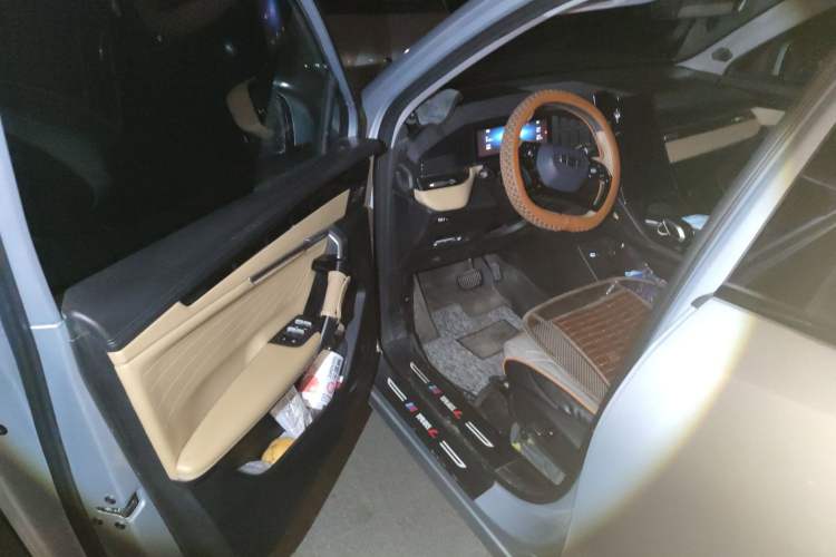 Used Geely Auto FX11 2023 1.5TD DCT Prestige Edition