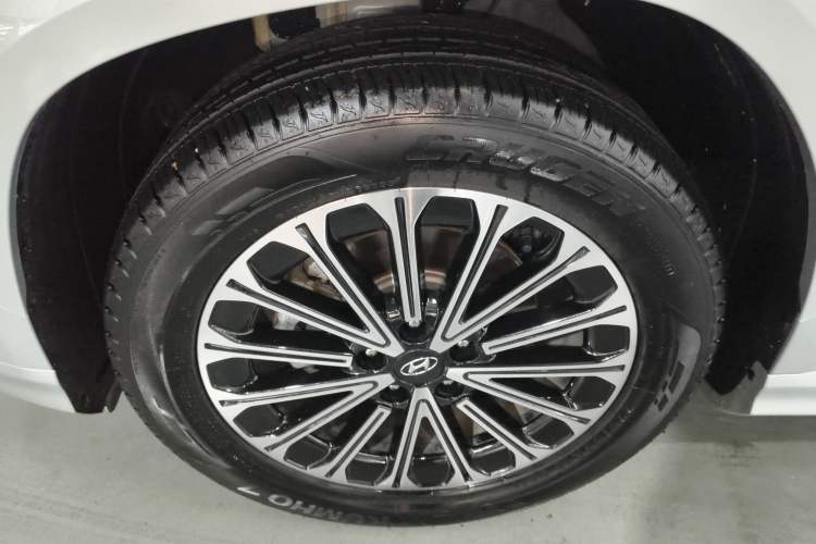 Used Hyundai Custo 2024 270TGDi TOP Smart Luxury Flagship Edition
