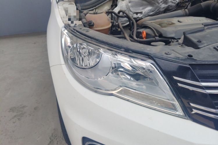 Used Volkswagen Tiguan 2012 1.8TSI Automatic All-Wheel Drive Elite Edition Right Front Headlight