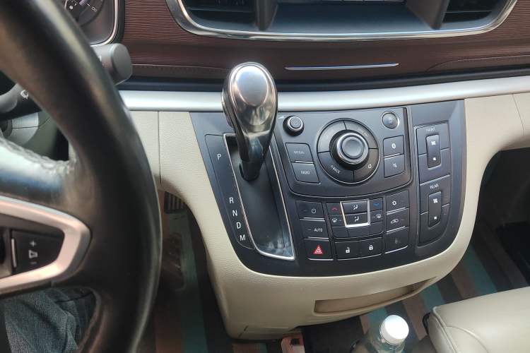 Used Buick GL8 2017 25S Luxury Version China V Standard