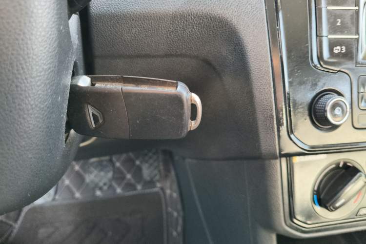 Used Jetta VA3 2019 1.5L Manual Entry-Level Version Interior 1