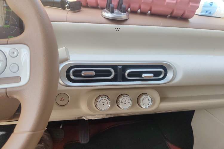 Used Wuling Hongguang MINIEV 2024 3rd Generation 215km Youth Edition
