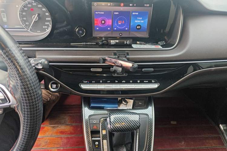 Used GAC Trumpchi M6 2019 270T Automatic Luxury Edition (6-seater) - China V Standard
