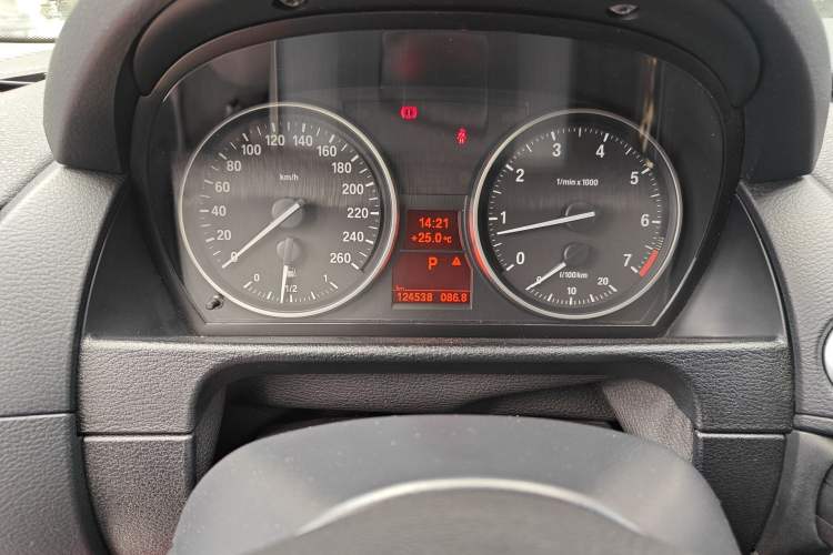 Used BMW X1 2013 sDrive18i Sport Design Package