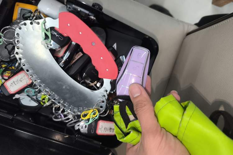 Used BYD Seal 05 DM-i 2025 DM-i Smart Drive 55KM Luxury Model Interior 1