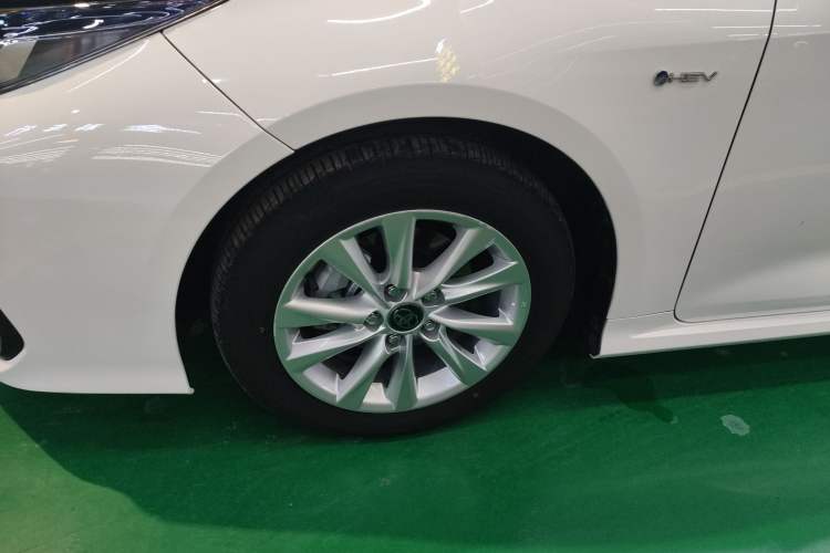 Used Toyota Corolla 2024 1.8L Smart Electric Hybrid Dual-Engine Elite Edition