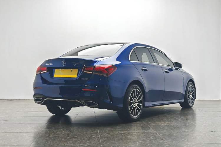 Used Mercedes-Benz A-Class 2021 A 200 L Sport Sedan Fashion Model
