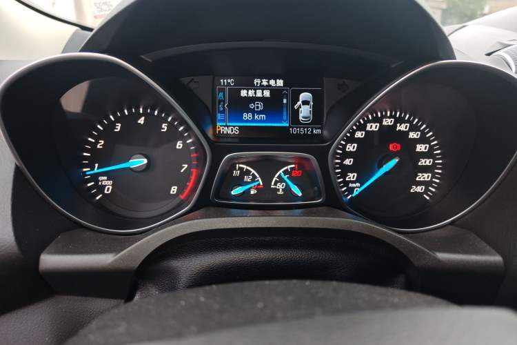 Used Ford Kuga 2015 2.0L GTDi Four-Wheel-Drive Sport Model