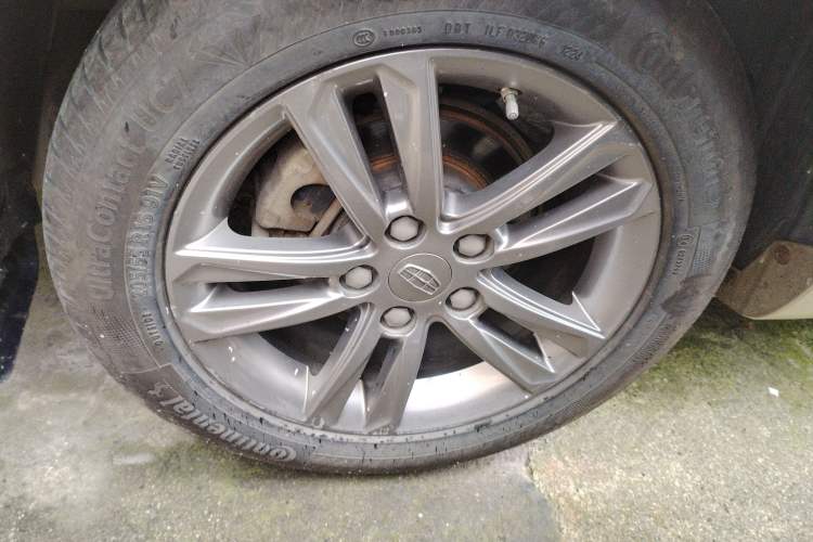 Used Geely Auto Emgrand 2017 Sedan Million Edition 1.5L CVT Upward Version
