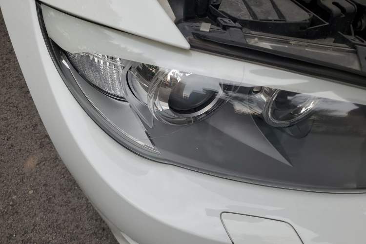 Used BMW 3 Series 2011 320i Coupe Right Front Headlight