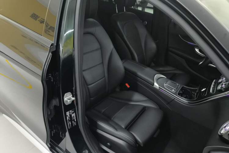 Used Mercedes-Benz C-Class 2021 C 260 L Sport Edition Star Collection Right Front Seat