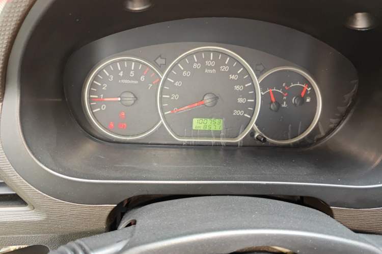 Used Wuling Hongguang 2014 1.2L Standard Model China IV
