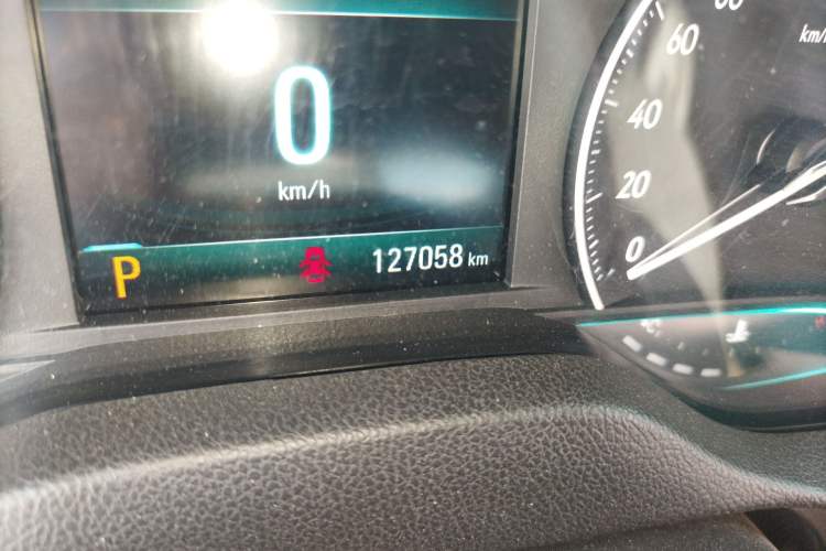 Used Buick GT 2021 Exemplar 1.5L Automatic Elite Version Odometer Close Up