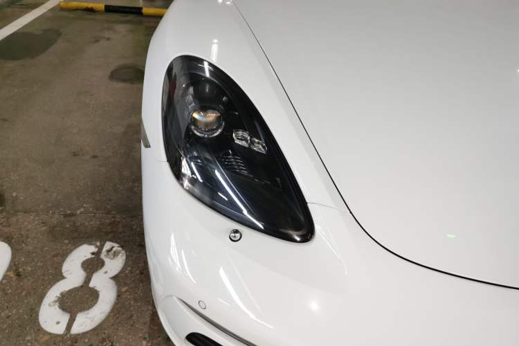 Used Porsche 718 2022 Boxster 2.0T
