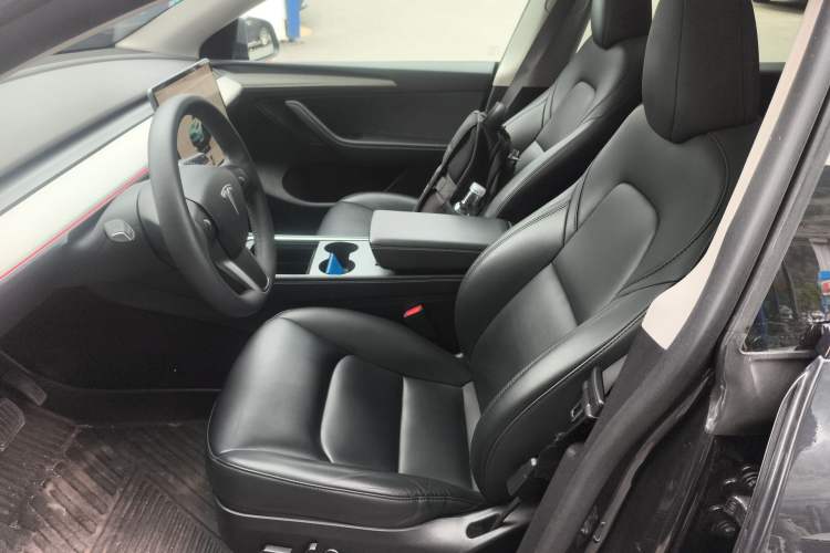 Used Tesla Model Y 2024 Rear-Wheel-Drive Version
