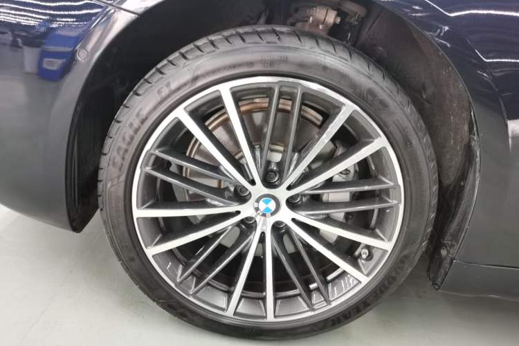 Used BMW 5 Series 2023 530Li Leading Model M Sport Package