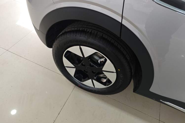 Used Geely Galaxy Geome 2025 310km Dream Edition
