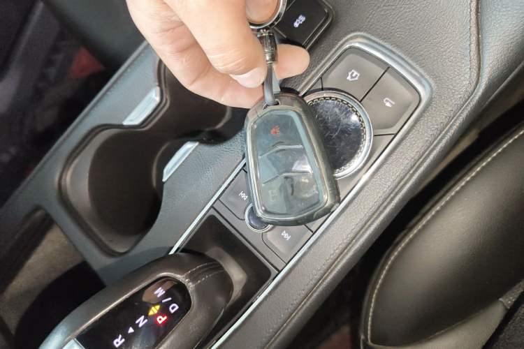 Used Cadillac XT4 2018 28T Two-Wheel Drive Tech Version Vehicle Key