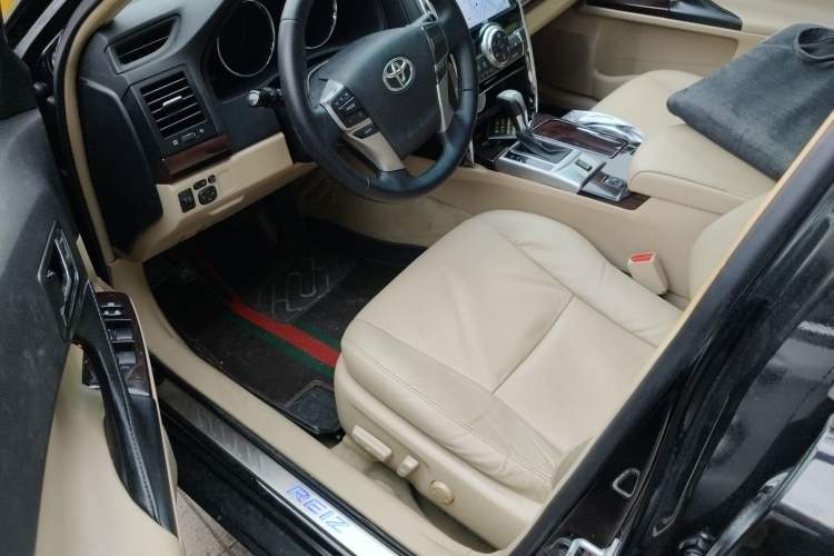 Used Toyota Reiz 2010 2.5V Fengdu Elite Edition Driver Seat