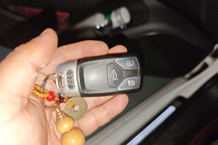 Used Audi A4L 2019 40 TFSI Ambition China VI