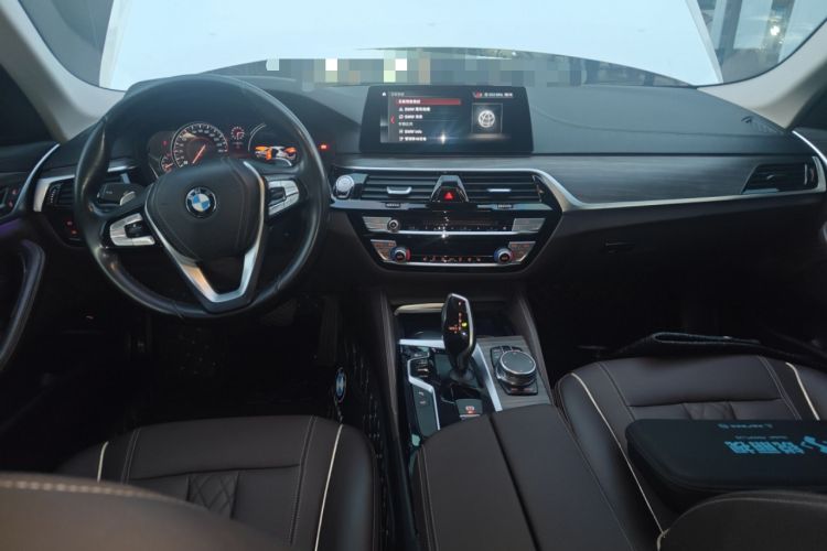 Used BMW 5 Series 2018 Revised Version 530Li Leading Edition Luxury Package Center Console