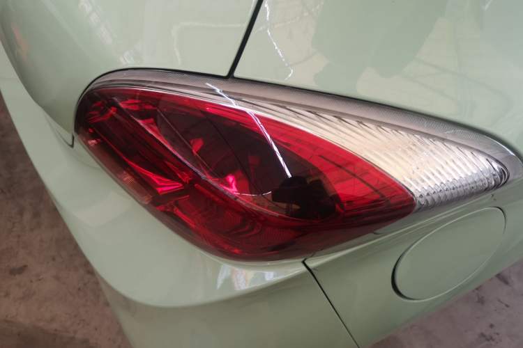 Used CHANGAN Benni E-Star 2022 Qingxin Edition Colorful Model Lithium Iron Phosphate
