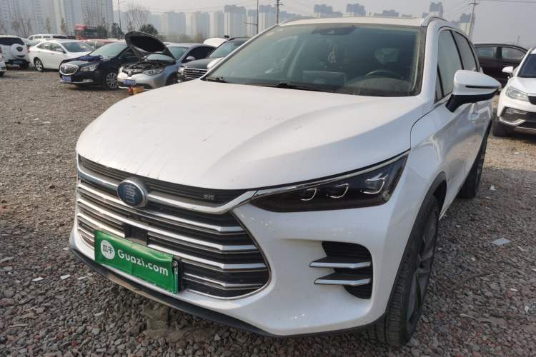 Used BYD Tang New Energy 2018 DM 2.0T All-Wheel Drive Smart Connectivity Luxury Model 7 Seats China V Emission Standard