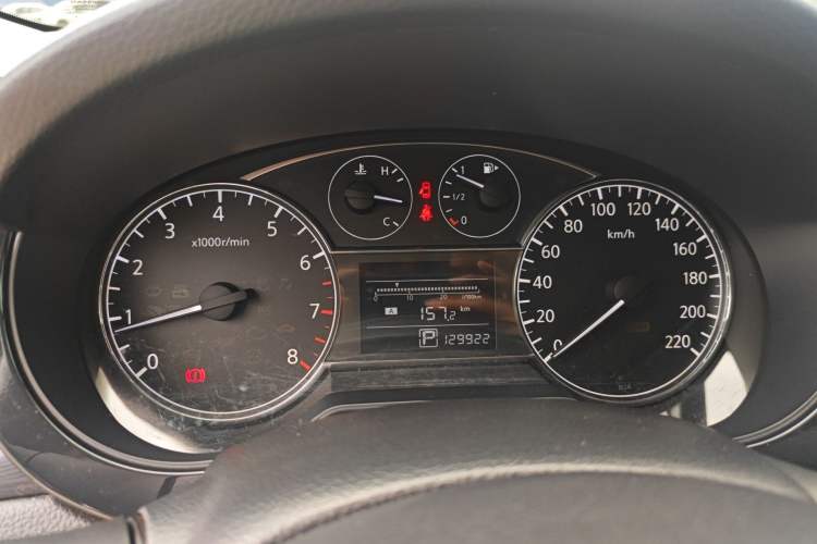 Used Nissan Tiida 2014 1.6L CVT Comfort Model Odometer Close Up