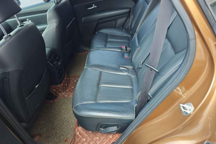 Used Kia KX7 2017 2.0T Automatic Two-Wheel Drive GLS 7-Seater