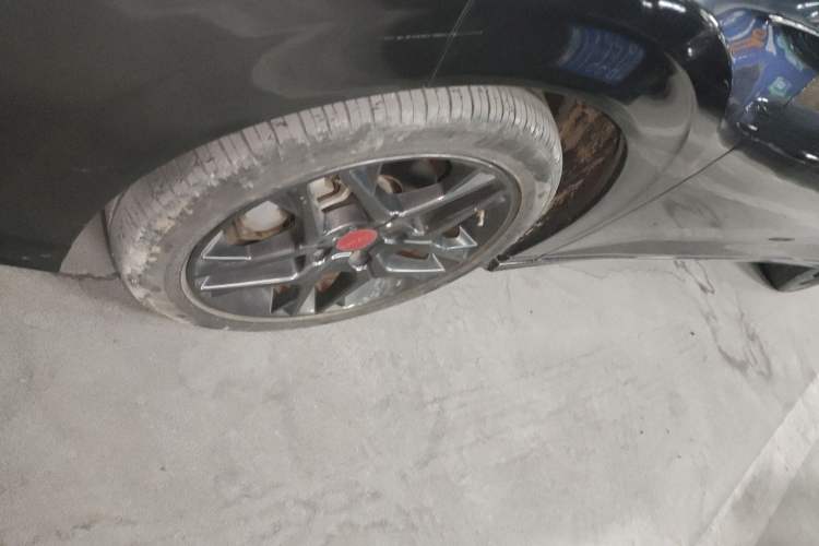 Used Dongfeng Aeolus Yixuan 2022 230T Automatic Adaptive-Beam Knight Edition
