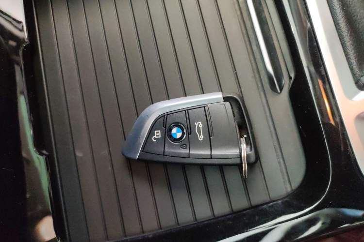 Used BMW 1 Series 2021 120i M Sport Night Edition Vehicle Key