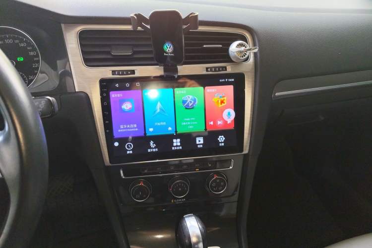 Used Volkswagen Golf 2017 230TSI Automatic Luxury Million-Vehicle Commemorative Edition