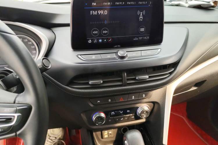 Used Buick Encore 2020 20T CVT Elite Edition Audio And AC Panel