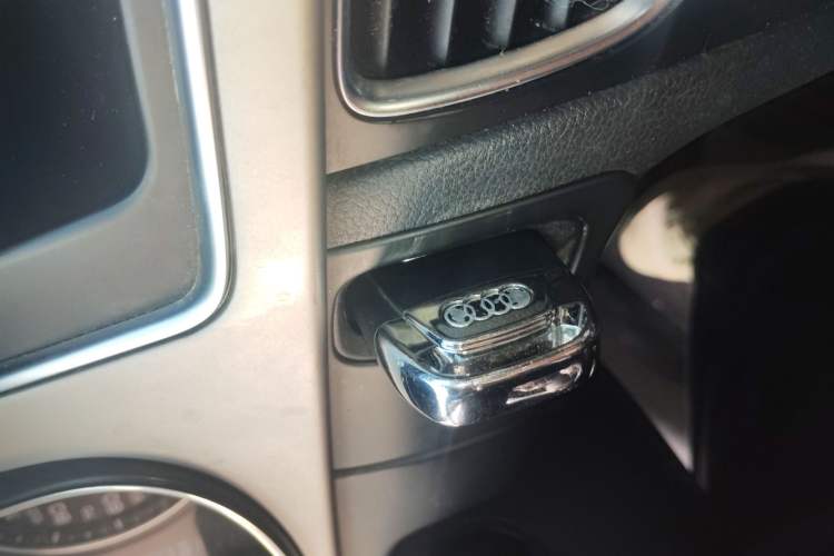 Used Audi A4L 2013 35 TFSI Automatic Comfort Model
