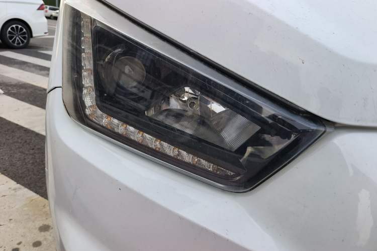 Used JMC Transit 2017 2.8T Commercial Version Short Wheelbase Mid-Roof 6/7/8-Seater JX493
