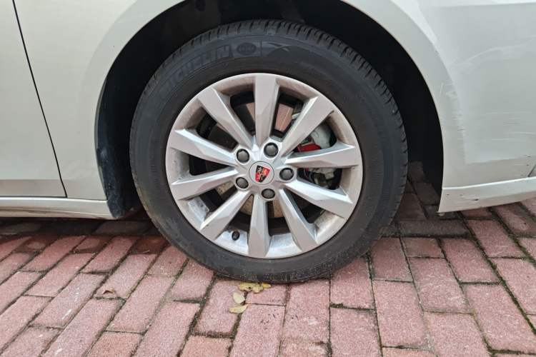 Used Roewe i6 New Energy 2017 45T Hybrid Connect & Smart Enjoyment Edition Exterior 7