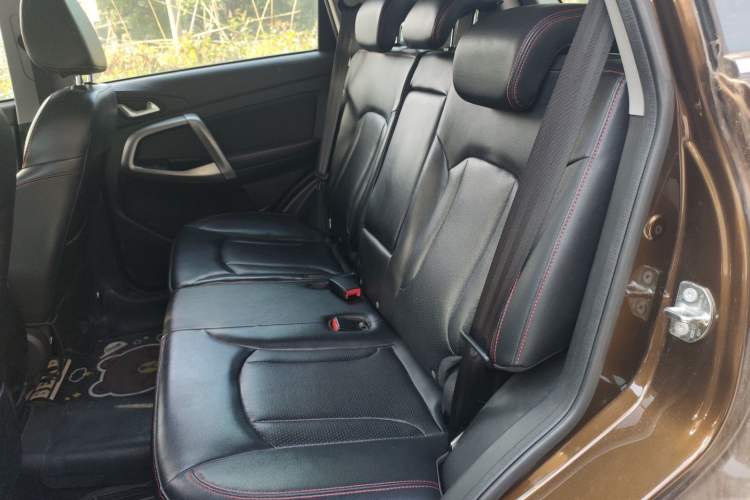 Used Chery Tiggo 5 2016 2.0L CVT Family Deluxe Edition
