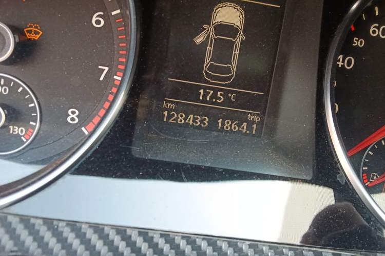 Used Volkswagen FAW-Volkswagen CC 2010 2.0 TSI Luxury Model