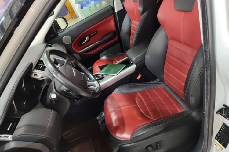 Used Land Rover Range Evoque 2017 2.0T HSE DYNAMIC All-Wheel Drive Edition Left Front Seat