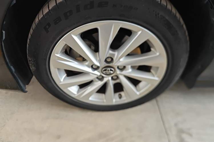 Used Toyota Camry 2021 Dual-Motor 2.5 HGVP Leading Edition Left Front Wheel Hub